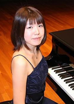 Piano 山崎香
